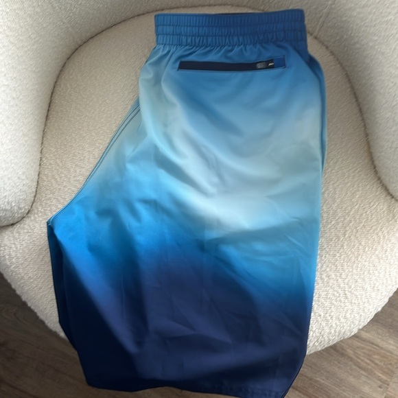 NWT Nike Men’s Swimshorts XL - Picture 3 of 3